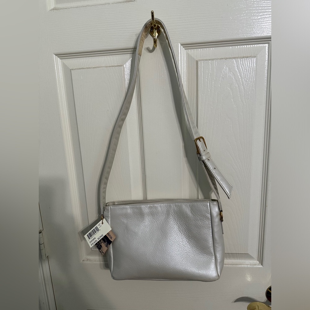 NWT SAS Leather Crossbody / Shoulder Bag in Dawn Pearl Bone Made in USA - Picture 2 of 8